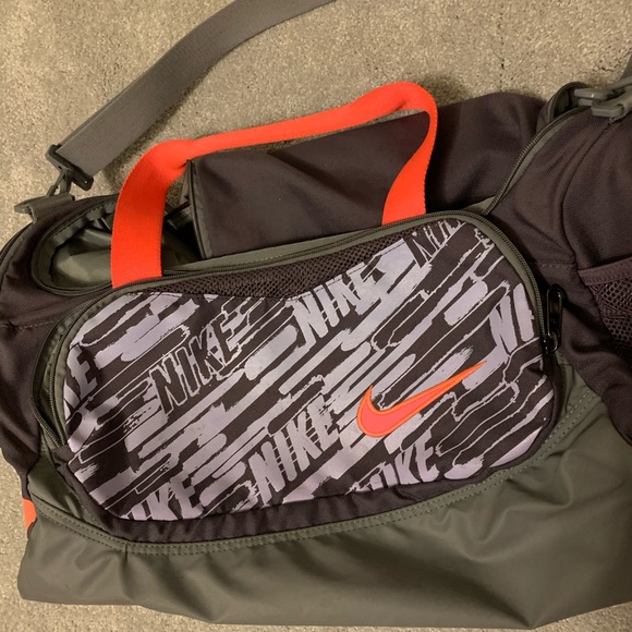 Nike duffle bag purple - Picture 4 of 4